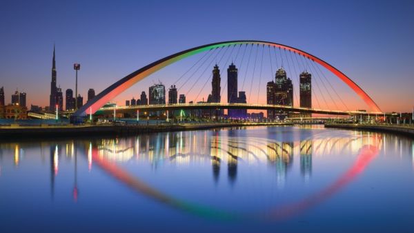 Can you fit all these contemporary artists and pop icons into one frame? (Shutterstock)