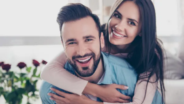 امرأة الحوت تشعر أن لها أولوية في حياتك، وأنها الأهم، هذا هو المفتاح إلى قلبها. (shutterstock.com)

