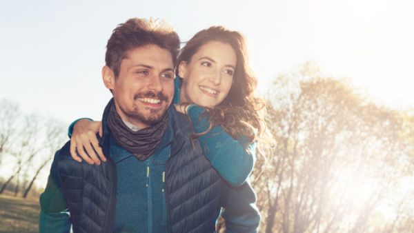 العلاقة الزوجية هي علاقة تشاركية بامتياز (shutterstock.com)