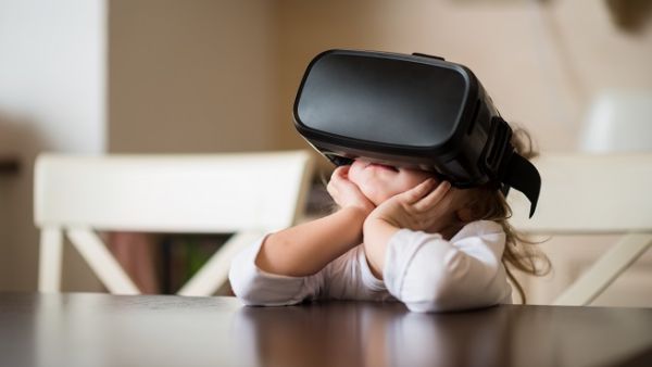 VR is powerful tool, but there are still subjects that traditional lecture-based learning is likely more efficient for. (Shutterstock)