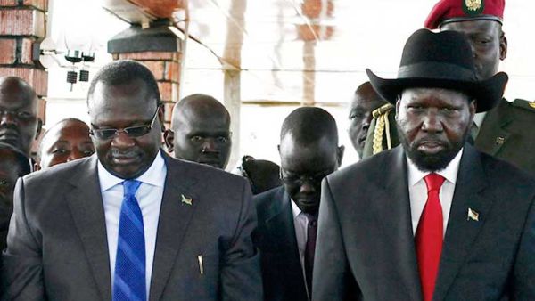 سلفا كير ورياك مشار يوقعان اتفاقا لتقاسم السلطة في جنوب السودان
