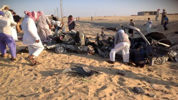 مسلحون يقتحمون شركة لجمع القمامة ويحرقون عددا من السيارات بالعريش - ارشيف 