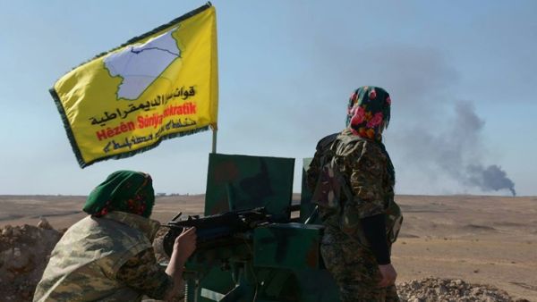 قوات مدعومة أمريكيا تسيطر على حقل غاز مهم بدير الزور السورية
