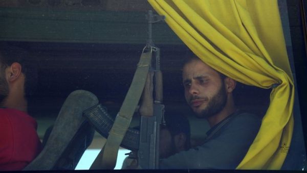 الدفاع الروسية قالت إن الشرطة العسكرية بدأت عملها في دوما الخميس