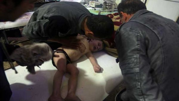 فرنسا تؤكد أنه سيكون هناك ردّ "إذا تم تجاوز الخط الأحمر" في سوريا