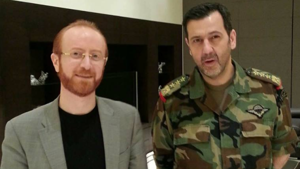 ماهر الأسد يظهر برفقة "النمس" 