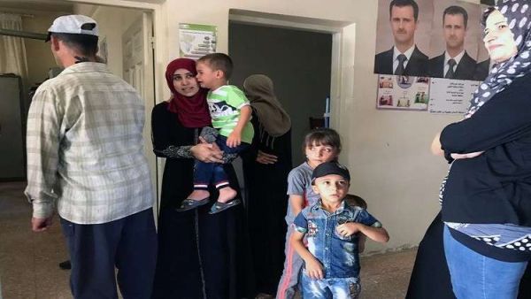 ضابط روسي في سوريا: نحن أملهم الأخير