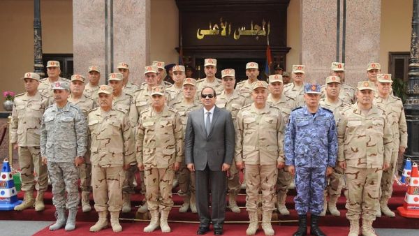 مفاجأة.. الجيش يمكنه رفع الحصانة عن أعضاء برلمان السيسي