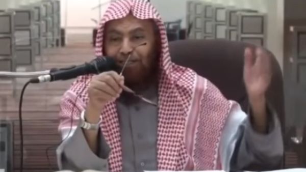 الشيخ أحمد العماري، عميد كلية القرآن الكريم بجامعة المدينة المنورة 