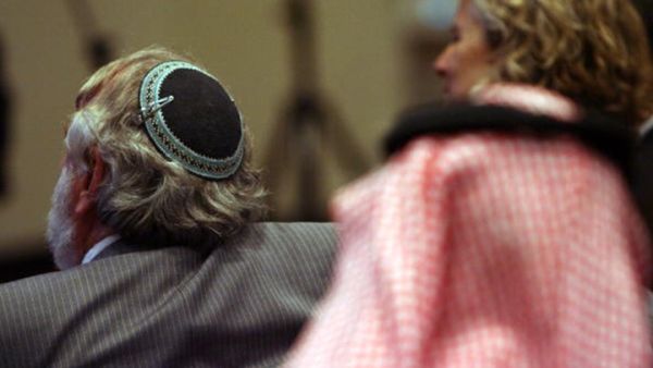 مكور ريشن: هناك علاقات إسرائيلية عربية ليست رسمية من تحت الرادار