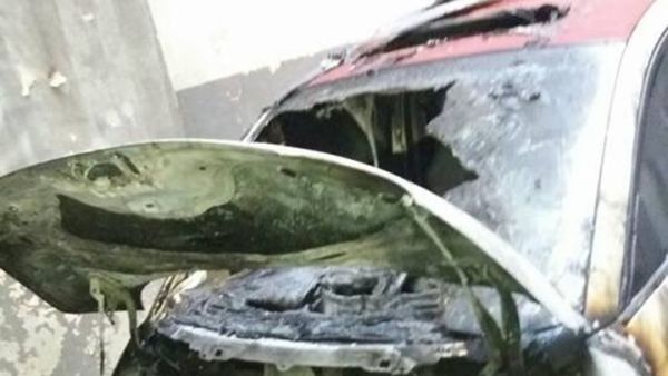 ما قصة حرق مركبتين لفتاتين سعوديتين في بيروت؟