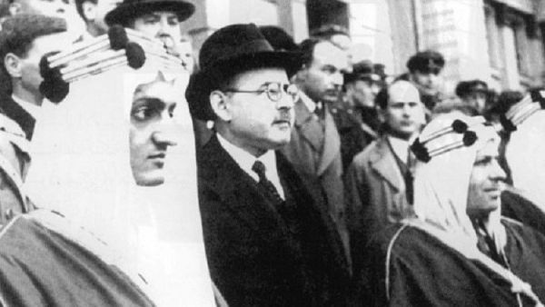 تزينت شوارع العاصمة الروسية لأول مرة برايات كتب عليها (لا إله إلا الله، محمد رسول الله)