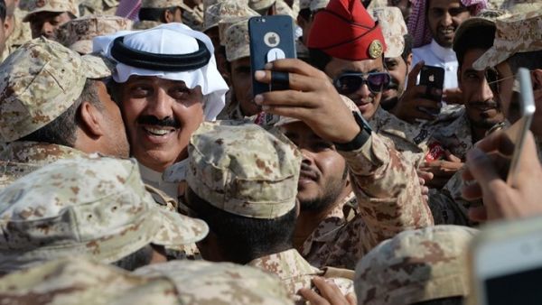 أول ظهور للأمير متعب مع الأمير أحمد وابن نايف