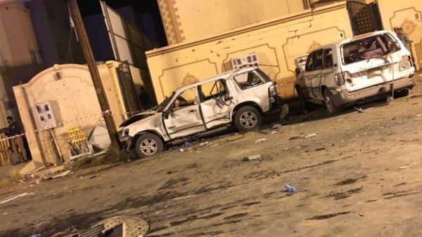 قتلى ومئات الجرحى بسبب صواريخ الحوثيين