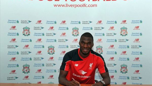 بينتيكي يوفع على عقد انضمامه لليفربول