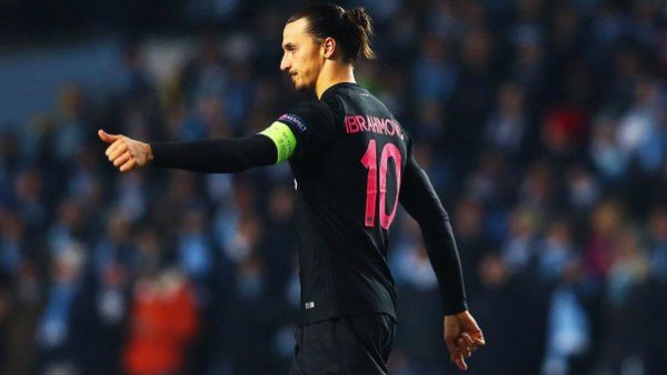 إبراهيموفيتش يقود الباريسي لفوز جديد