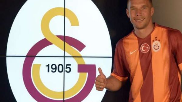 بودولسكي وأول ظهور بقميص غالاتاساراي