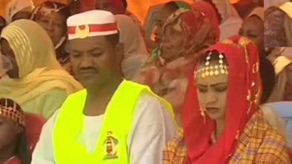زواج جماعي لنزلاء أحد السجون في السودان 