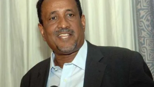 مساعد الرئيس السوداني إبراهيم محمود