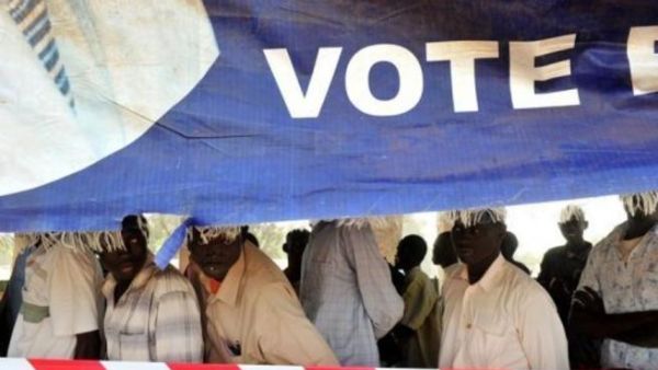 سودانيون جنوبيون يواصلون التصويت في استفتاء الانفصال لليوم الثالث على التوالي