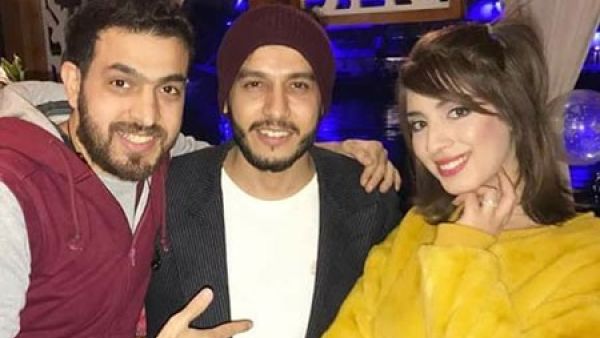 سهيلة بن لشهب تحتفل بخطوبتها
