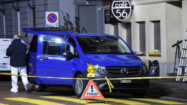قتيلان وجريح بحالة خطرة في اطلاق نار بمقهى في بازل السويسرية
