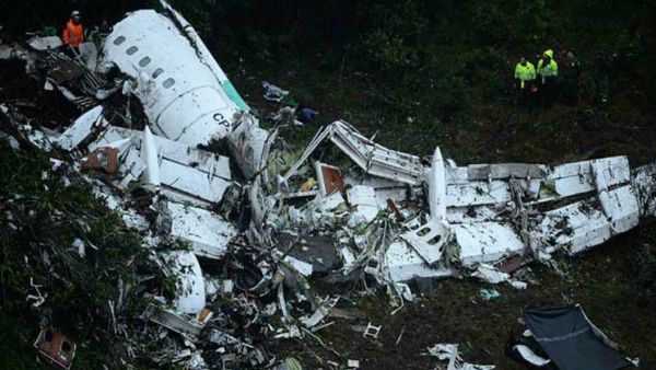 طائرة فريق كرة القدم البرازيلي تحطمت في كولومبيا بسبب نفاد الوقود