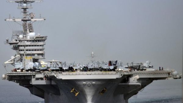 أكبر حاملة طائرات أمريكية تصل إلى الدوحة