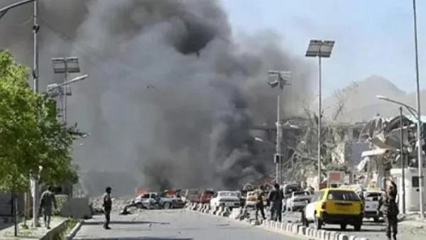 قتيل و 6 جرحى على الأقل في تفجير انتحاري استهدف مفوضية الانتخابات في كابول