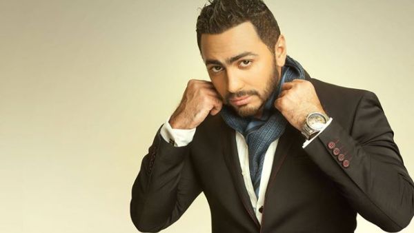 المغني المصري تامر حسني