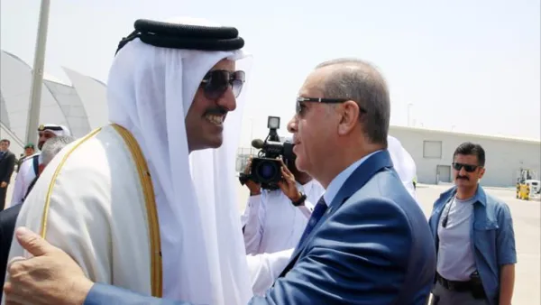  الطائرة -التي تتسع في العادة لنقل أربعمئة راكب- تم تعديلها لتقل 76 شخصا فقط
