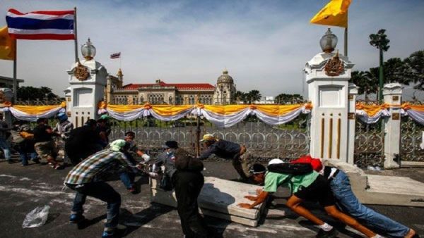 استهداف مبنى حكومي في تايلاند بمواد متفجرة
