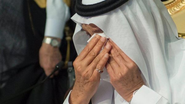 دموع الملك سلمان