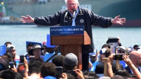 بيرني ساندرز