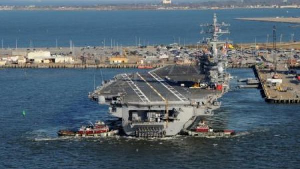 حاملة الطائرات الأميركية أيزنهاور