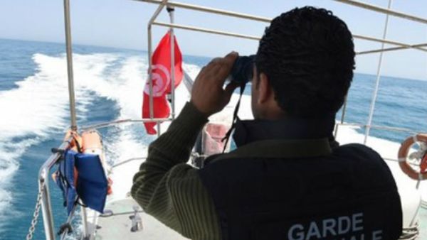 طالبت منظمة حقوقية وسياسيون وإعلاميون في تونس بالإسراع في فتح تحقيق قضائي