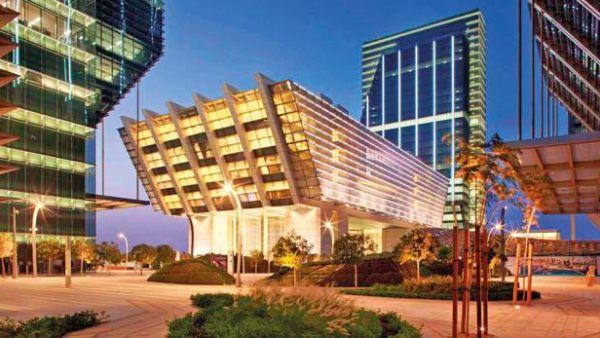 The bank's presence in the UAE will allow the bank to further promote investment opportunities in Iraq. (Courtesy of WAM)