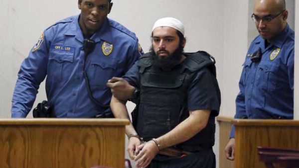 مفجر تشيلسي حاول تحويل نزلاء معه في السجن إلى التشدد