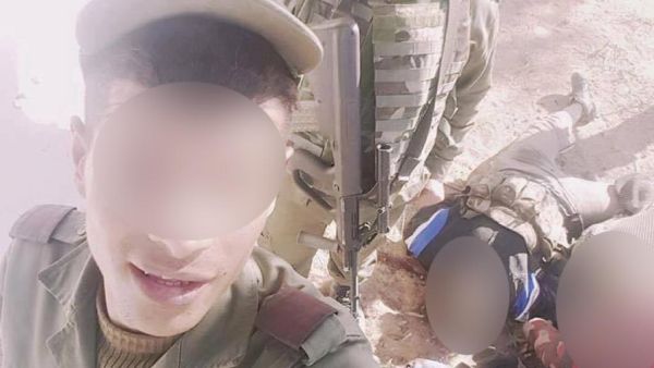 جنود تونسيون وجثث الإرهابيين: "السيلفي" المزعج !
