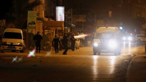 مواجهات مماثلة دارت في عدد من الاحياء القريبة من العاصمة 