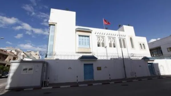 مبنى السفارة التونسية في طرابلس
