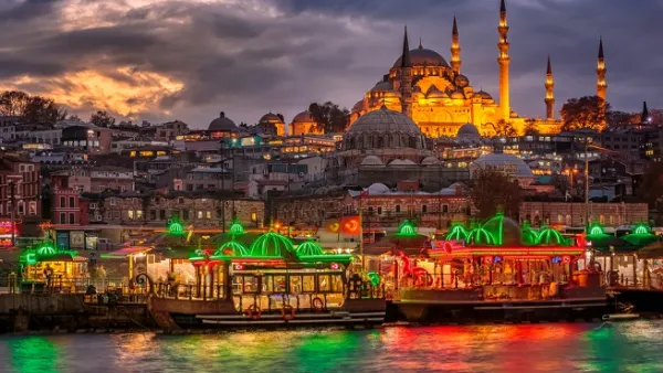 Turkey's tourism revenue reached $26.3 billion in 2017, the country's statistical authority announced on Wednesday. (File photo)