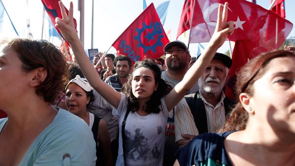  الناخبين اليمينيين والقوميين لن يمنحوا إنجيه أصواتهم