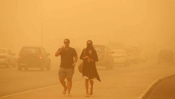 عاصفة رملية في الامارات 