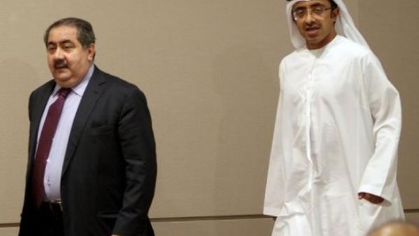 وزيرا خارجية الامارات العربية عبد الله بن زايد ال نهيان والعراق هوشيار زيباري في ابو ظبي
