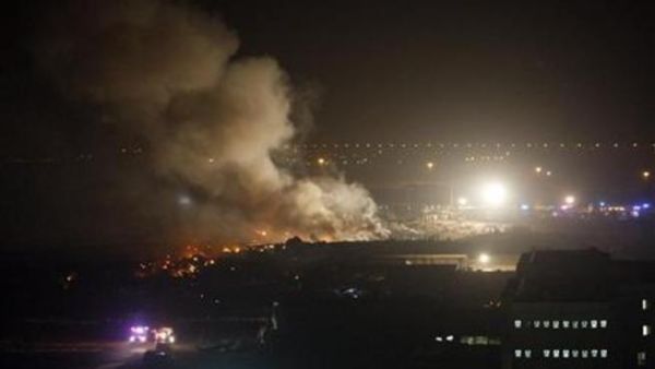 دخان كثيف يتصاعد من طائرة شحن تابعة لشركة يونايتد بارسيل سيرفس