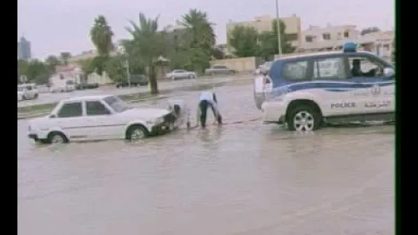 مقتل ستة أشخاص بسبب الامطار في الإمارات وسلطنة عمان 