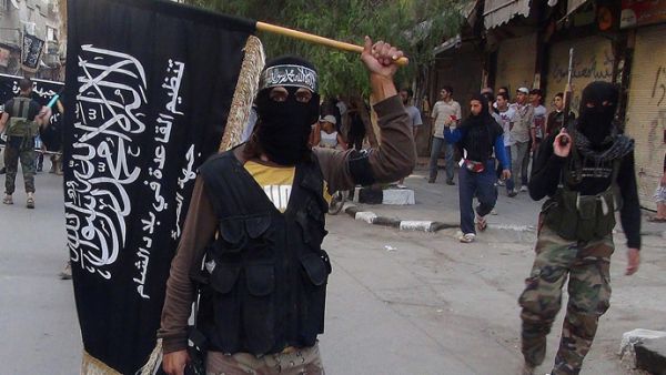 Clashes between government forces and IS militants broke out close to the Syrian army's last remaining base in the Deir Ezzor province (File/AFP)