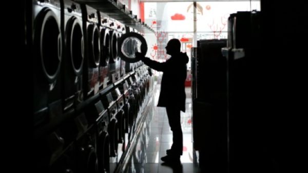 انقطاع الكهرباء من اوكرانيا يغرق شبه جزيرة القرم في الظلام