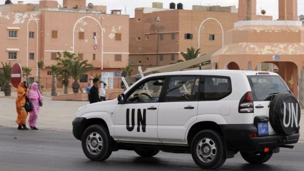 A United Nations car drives past the Mechouar square on May 14, 2013 in Laayoune, the capital of Moroccan-controlled Western Sahara. (AFP/Fadel Senna) 